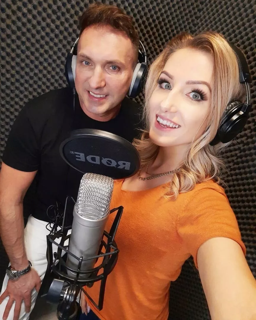 Zjawiskowo piękna wokalistka disco polo kusi zgrabnym ciałem! Wiele konkurentek może jej pozazdrościć?! 